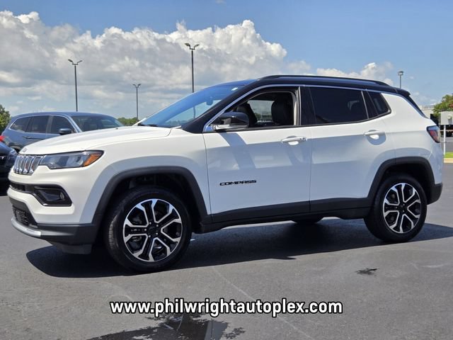 Used 2022 Jeep Compass Limited AWD/4WD image 7