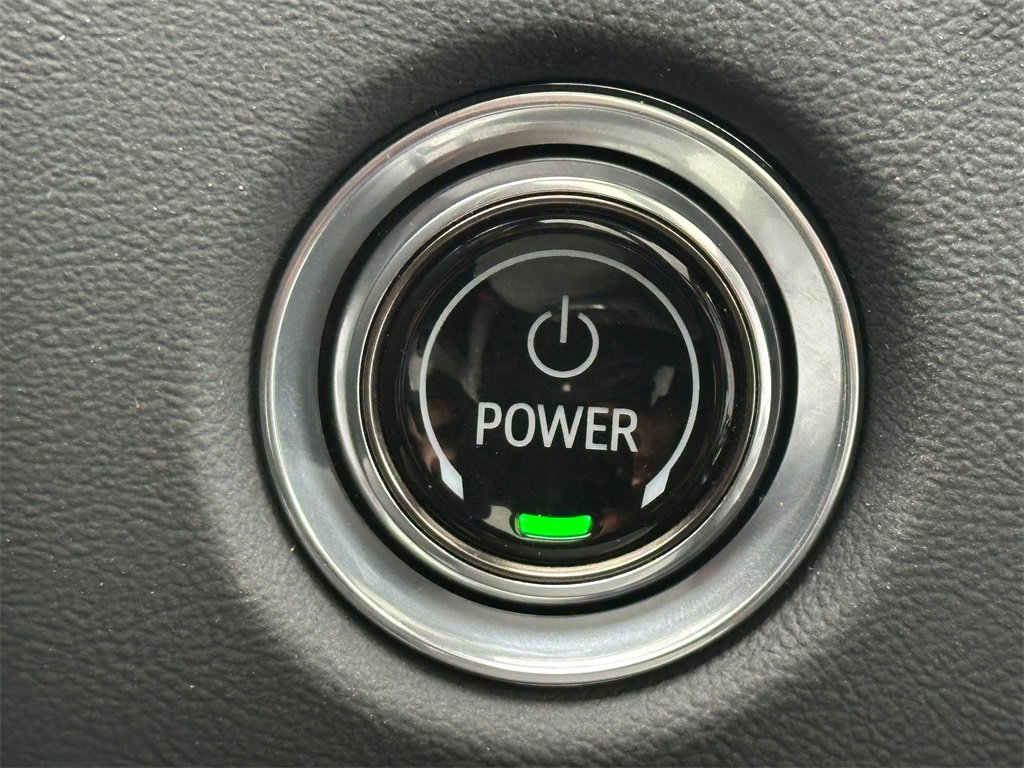 New 2025 Cadillac Lyriq Sport image 36