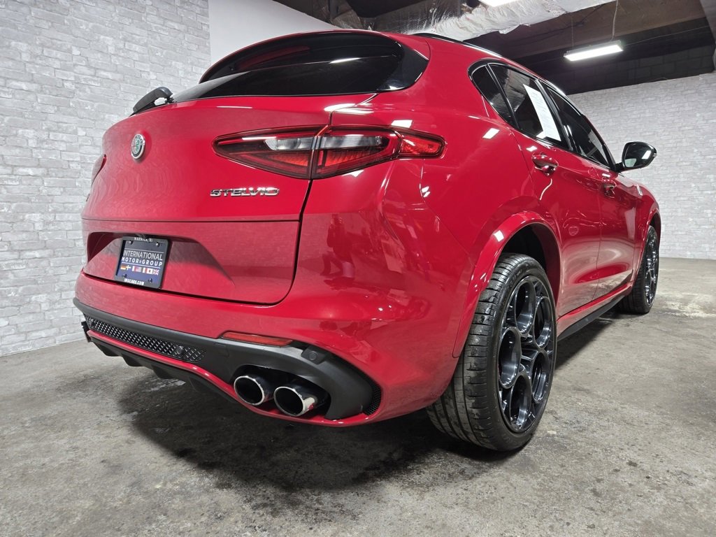 Used 2022 Alfa Romeo Stelvio Quadrifoglio w/ Active Assist Plus Package image 44