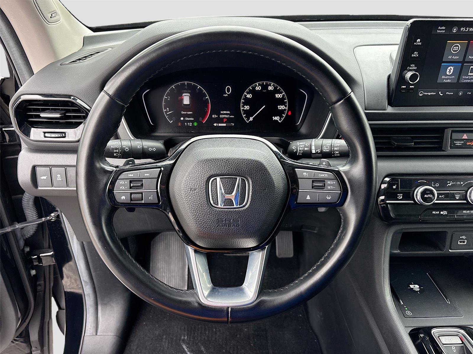 Certified 2025 Honda Pilot Touring image 13