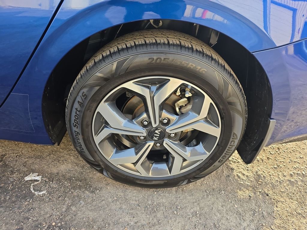 Used 2019 Kia Forte LXS image 38