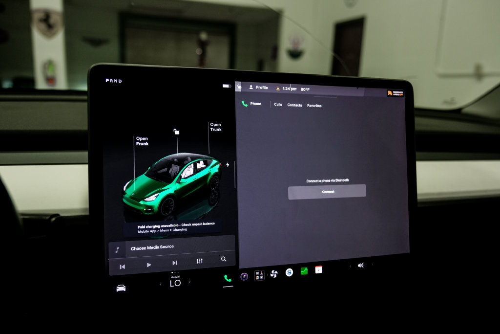 Used 2023 Tesla Model Y Long Range AWD/4WD image 31