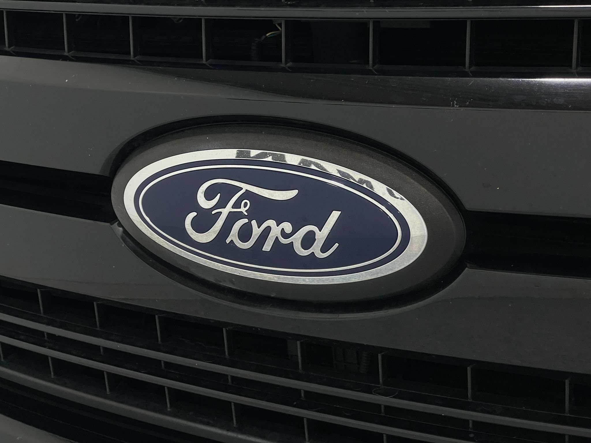 Used 2018 Ford F150 Lariat w/ Equipment Group 501A Mid AWD/4WD image 37
