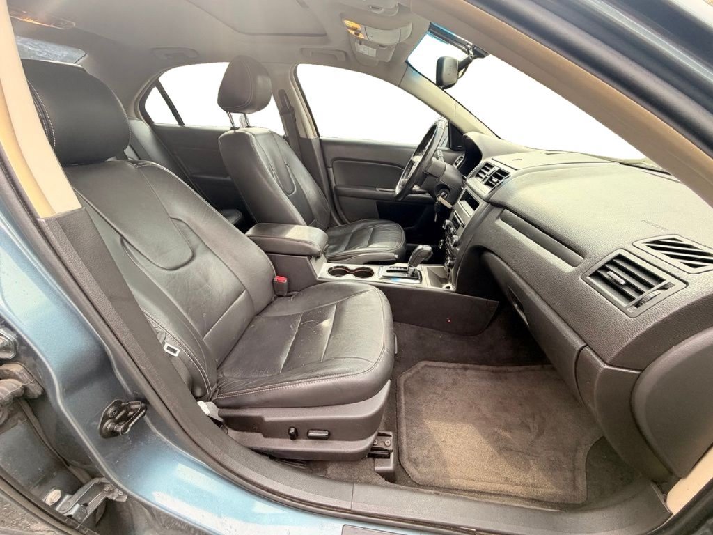 Used 2011 Ford Fusion SEL w/ 301A Rapid Spec Order Code FWD image 8