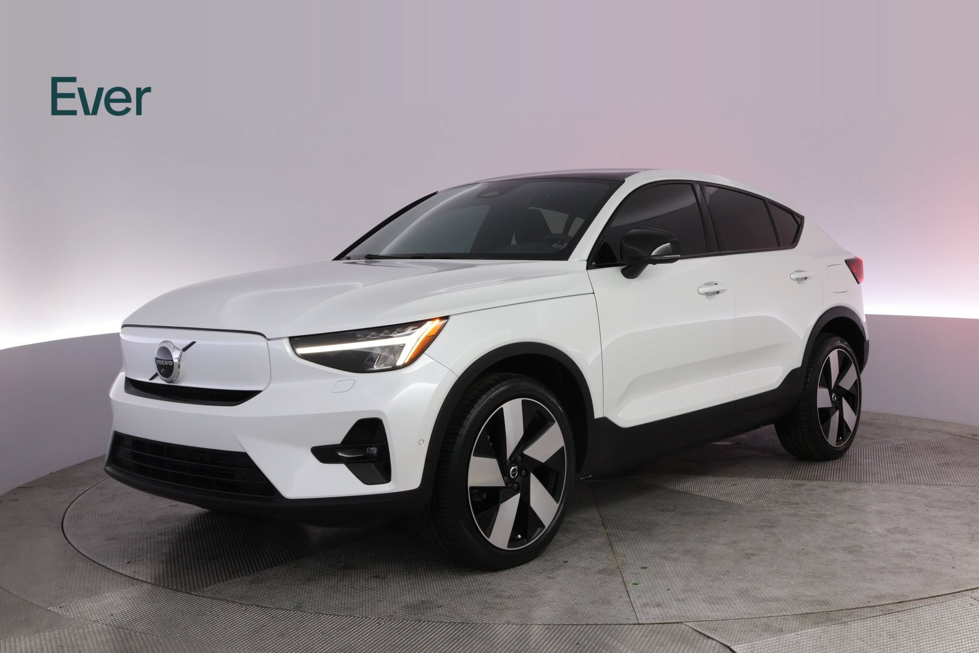 Used 2023 Volvo C40 P8 Recharge Ultimate AWD/4WD image 2