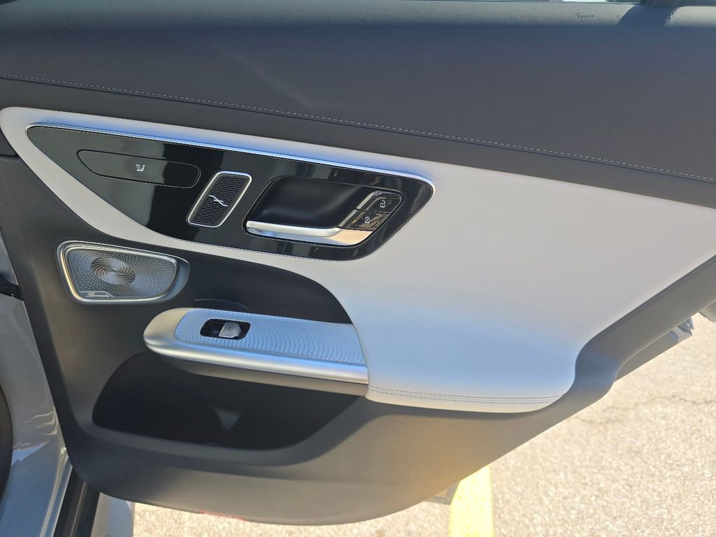 New 2026 Mercedes-Benz GLC 300 4MATIC image 24