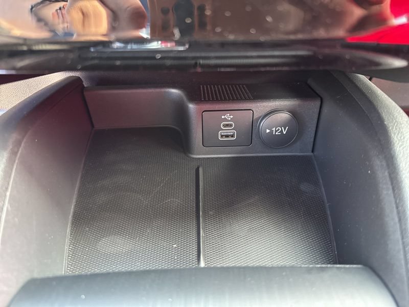 New 2025 Ford Escape SE FWD image 40
