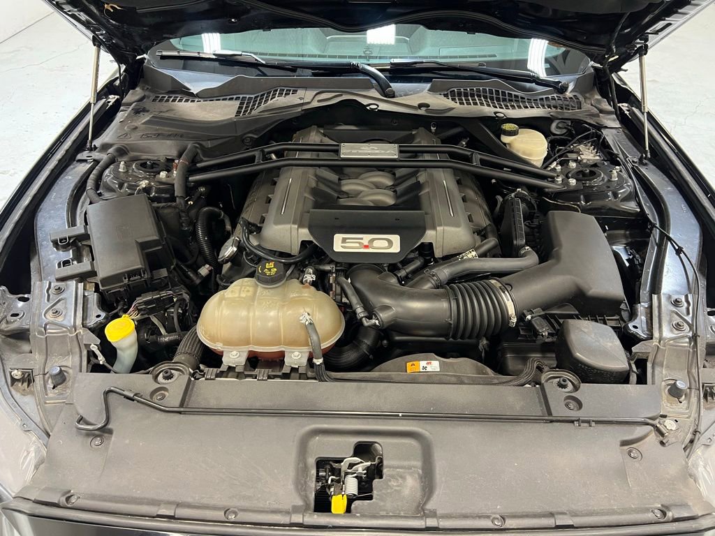 Used 2016 Ford Mustang GT Premium image 33