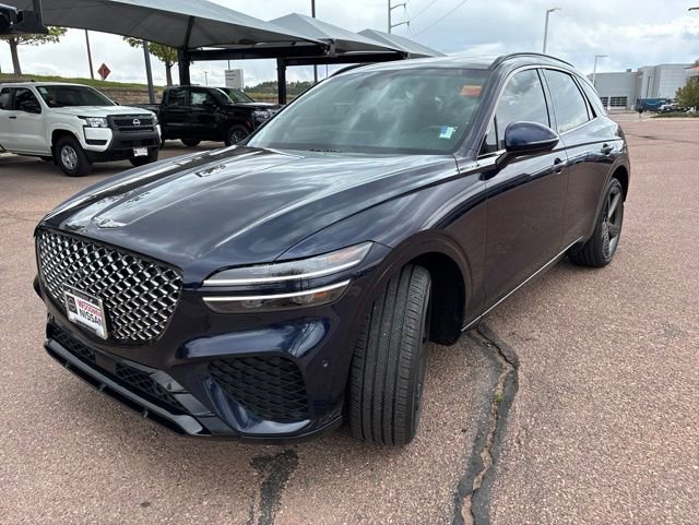Used 2023 Genesis GV70 2.5T w/ Sport Prestige Package AWD/4WD image 3