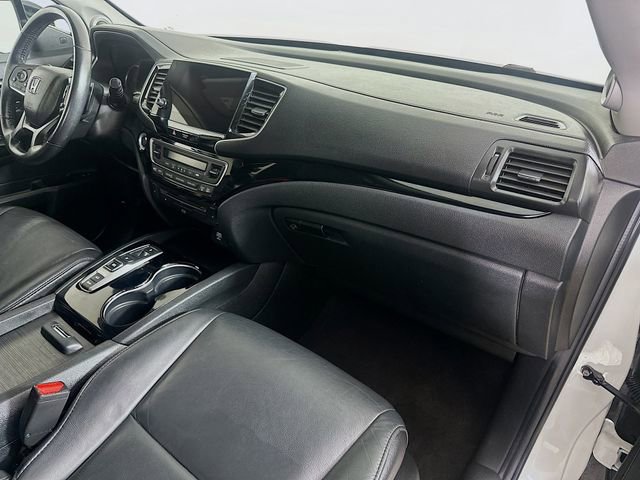 Certified 2022 Honda Pilot Touring image 37