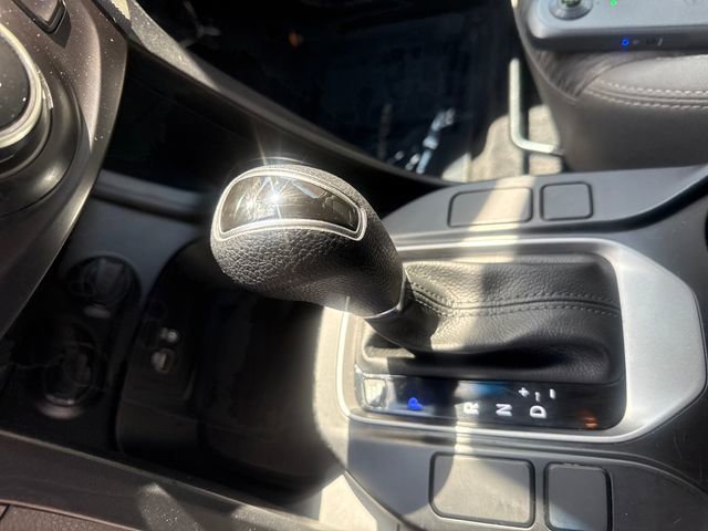 Used 2018 Hyundai Santa Fe SE FWD image 18