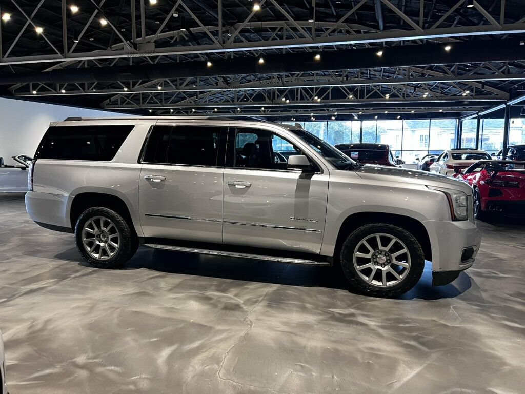 Used 2020 GMC Yukon XL Denali AWD/4WD image 4