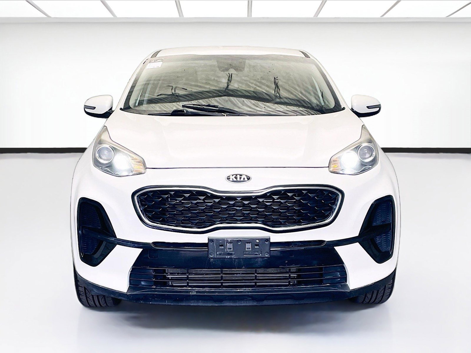 Used 2022 Kia Sportage LX w/ LX FWD Value Edition Package image 2