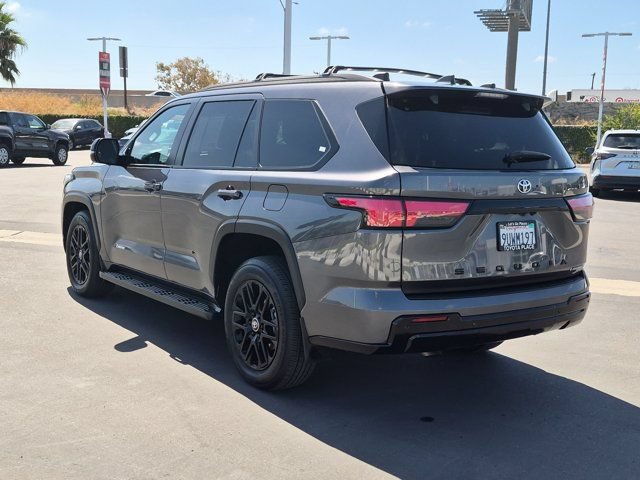 Certified 2025 Toyota Sequoia Limited w/ Tow Technology Package AWD/4WD image 12