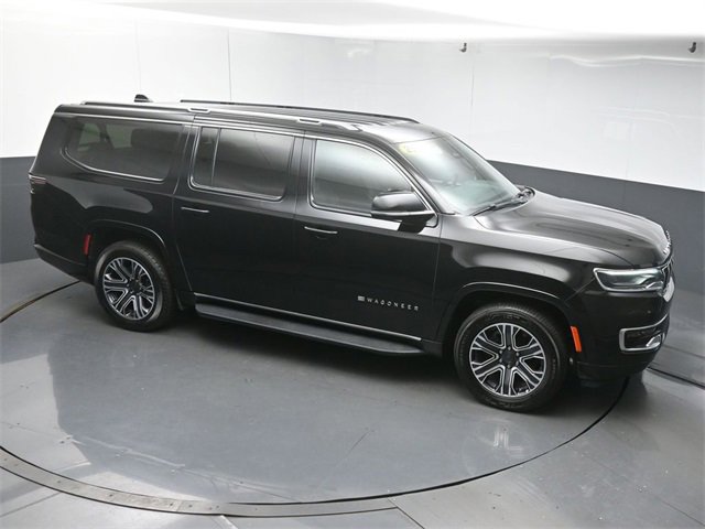 Used 2023 Jeep Wagoneer L Series II image 42