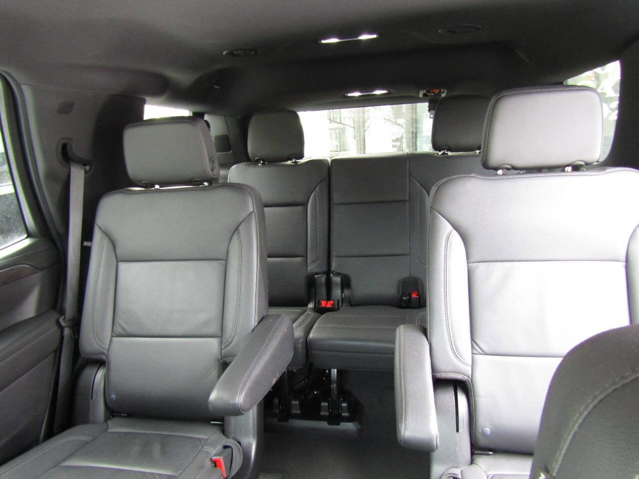 Used 2024 Chevrolet Tahoe LT image 8