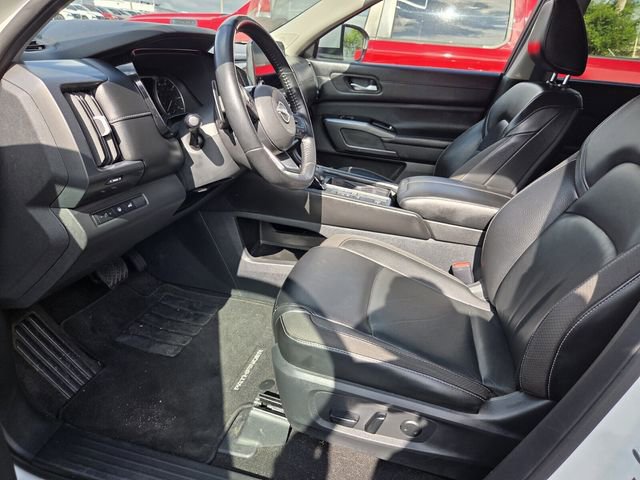 Used 2023 Nissan Pathfinder SL w/ SL Premium Package FWD image 7