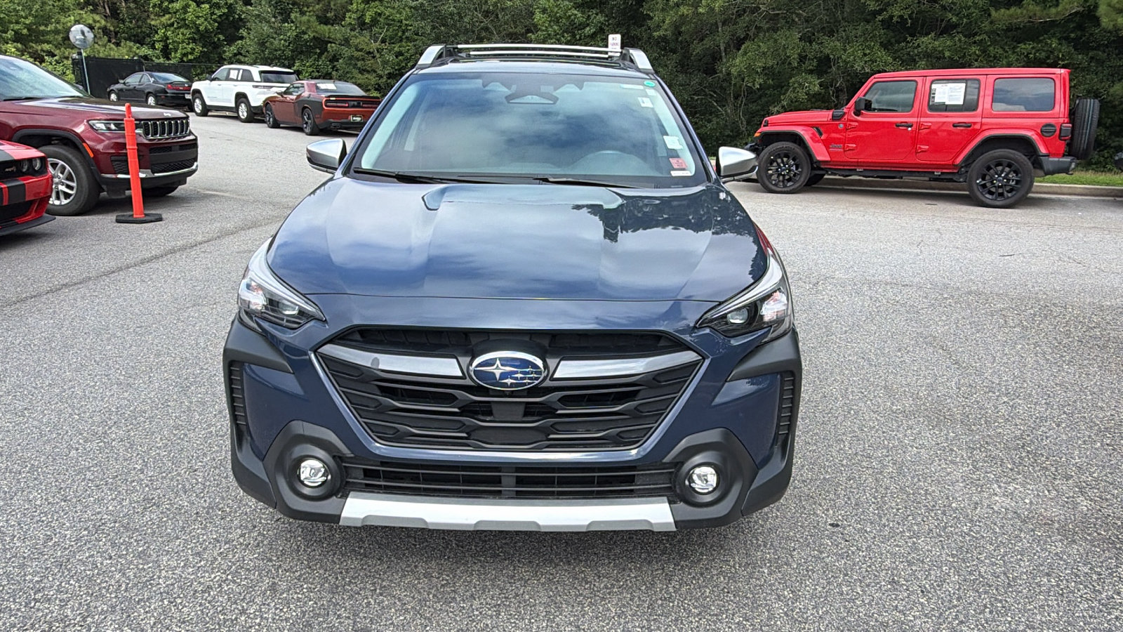 Used 2023 Subaru Outback Touring XT AWD/4WD image 3
