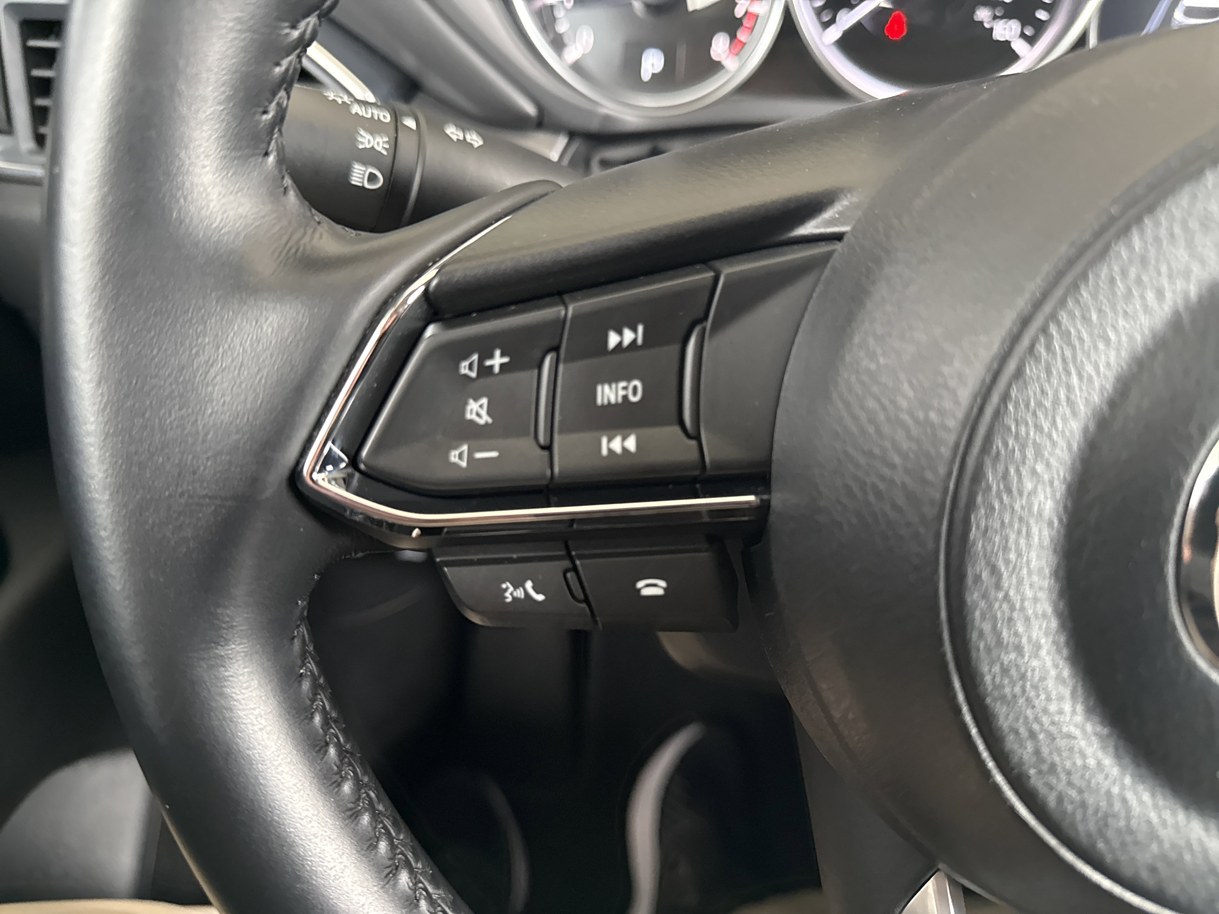 Used 2025 MAZDA CX-5 AWD 2.5 S w/ Select Package image 18