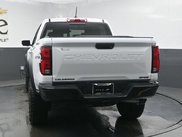 New 2026 Chevrolet Colorado ZR2 w/ Technology Package AWD/4WD image 13