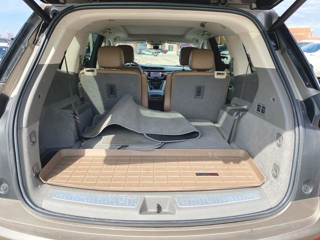 Used 2022 Cadillac XT6 Premium Luxury w/ Technology Package FWD image 27