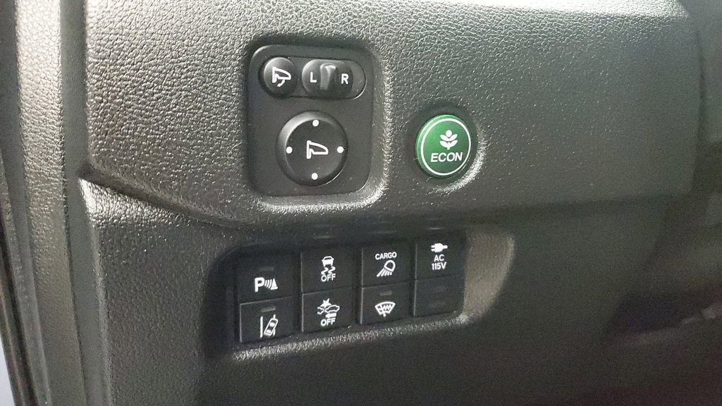 Used 2025 Honda Ridgeline Black Edition image 24
