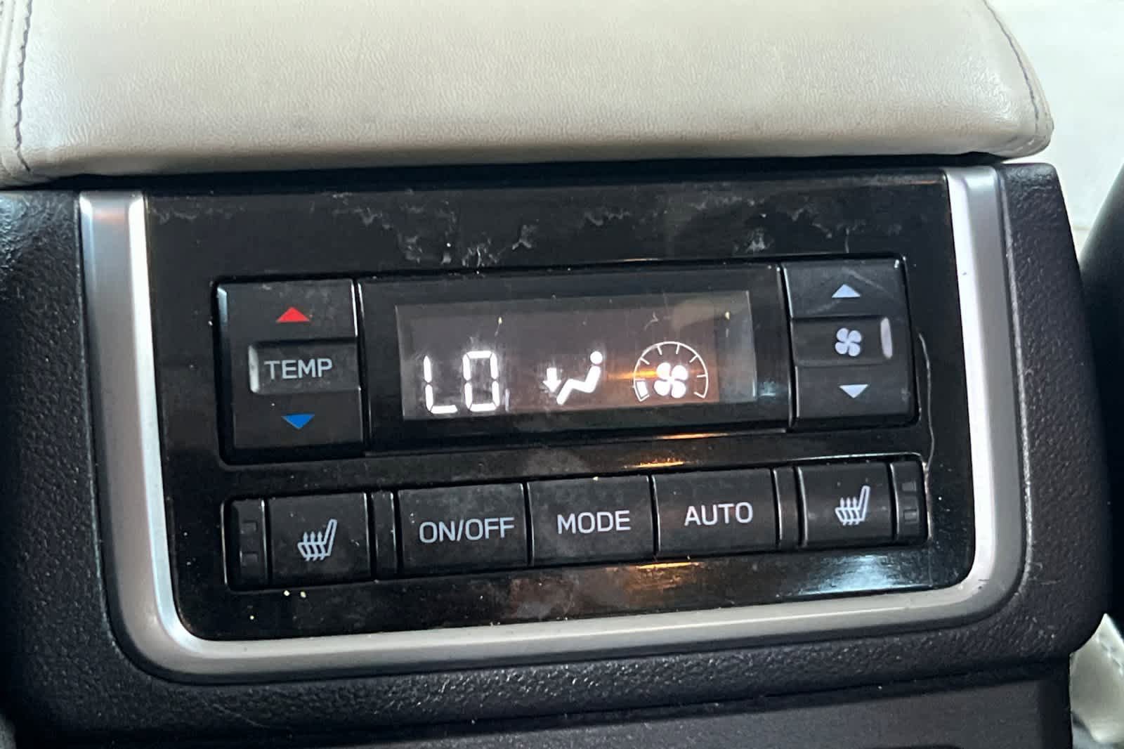 Used 2019 Subaru Ascent Limited w/ Popular Package #3 AWD/4WD image 14