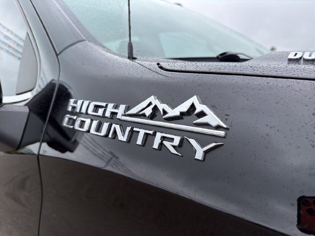 Used 2022 Chevrolet Silverado 1500 High Country w/ Z71 Off-Road Package AWD/4WD image 5