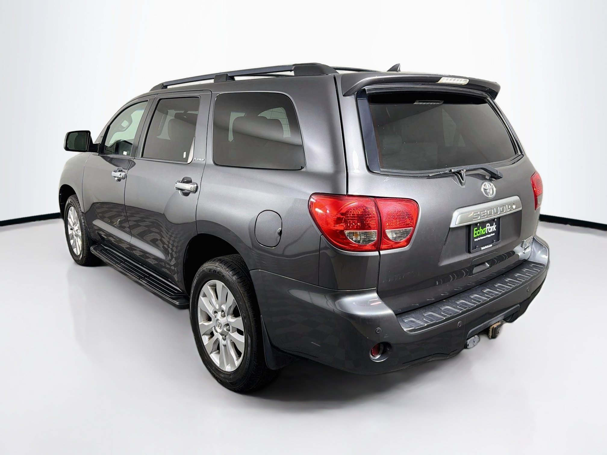 Used 2014 Toyota Sequoia Platinum AWD/4WD image 5