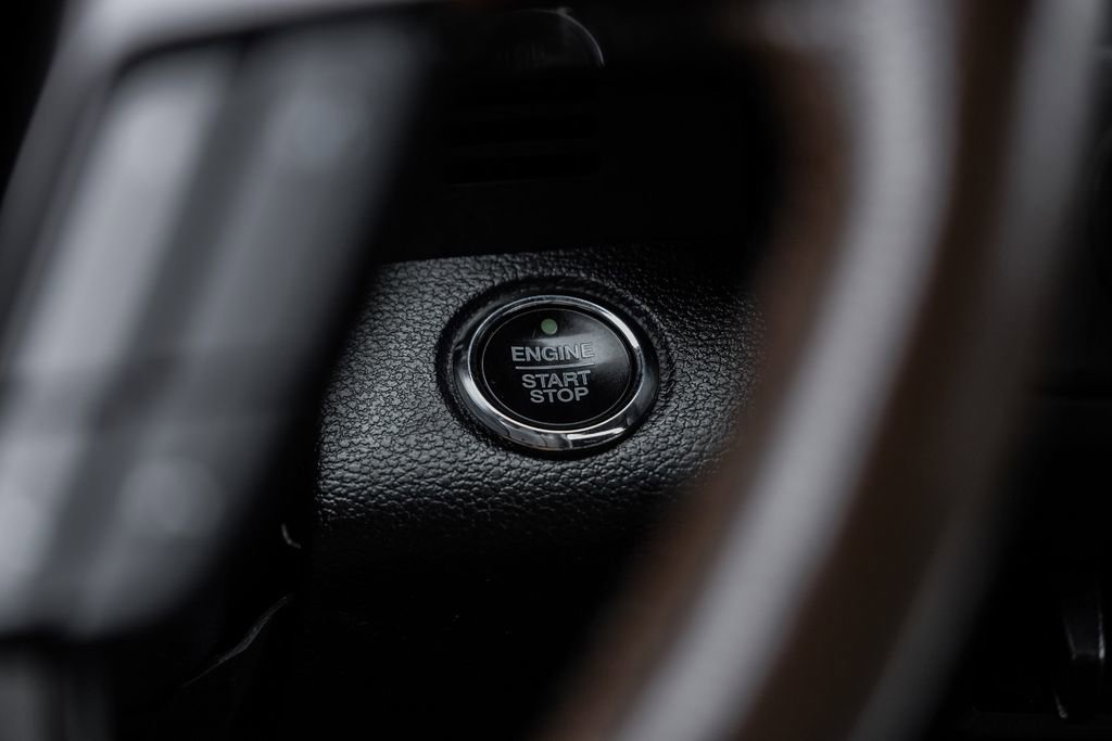 Used 2021 Ford Expedition King Ranch AWD/4WD image 18