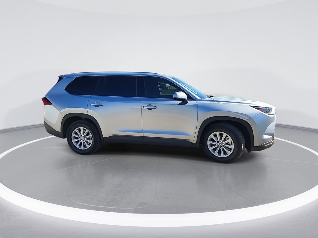 Used 2024 Toyota Grand Highlander XLE image 9