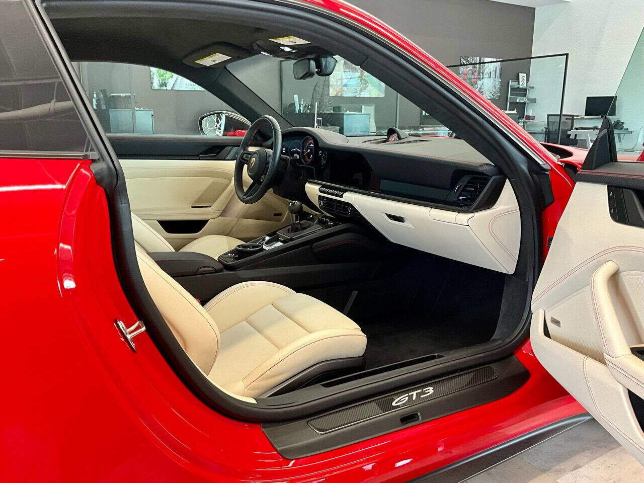 Used 2022 Porsche 911 GT3 image 28