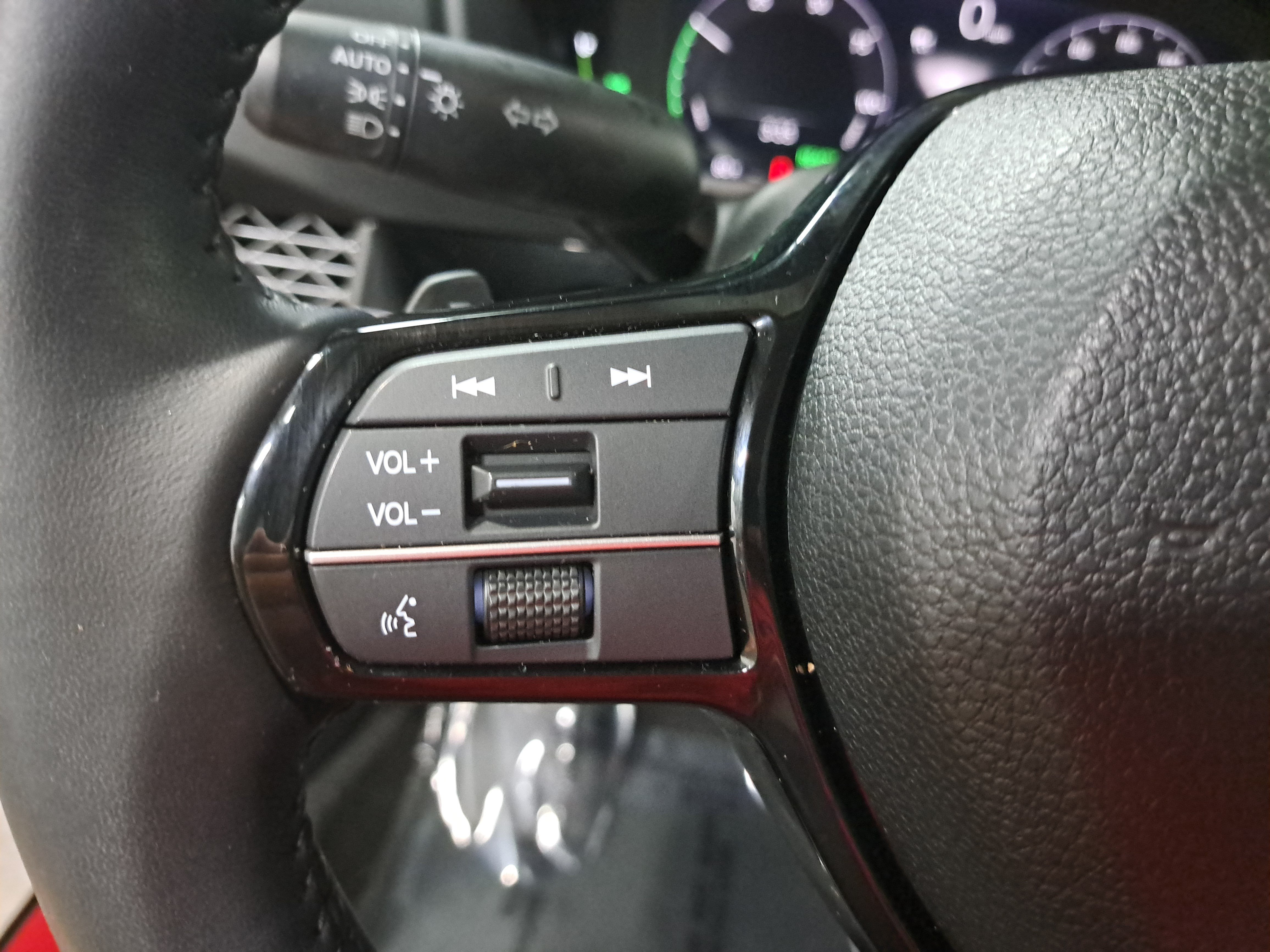 Used 2023 Honda Accord Touring image 17