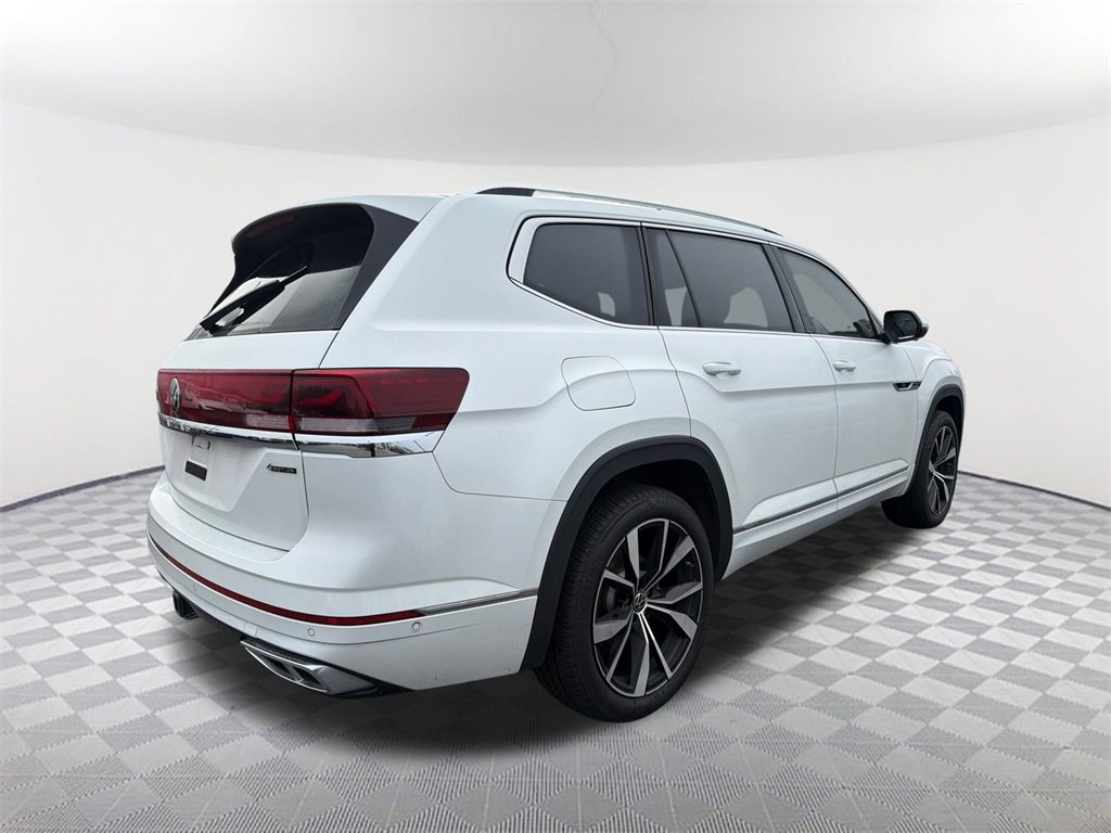 Used 2024 Volkswagen Atlas SEL Premium R-Line image 5