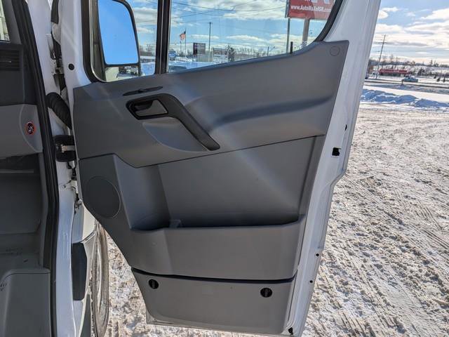 Used 2017 Mercedes-Benz Sprinter 2500 w/ Driver Comfort Package image 16