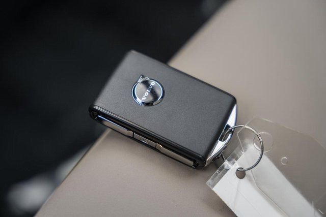 New 2026 Volvo XC90 B6 Plus w/ Protection Package Premier image 43