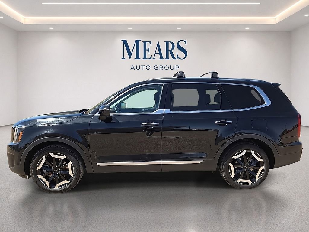 Used 2025 Kia Telluride S AWD/4WD image 2