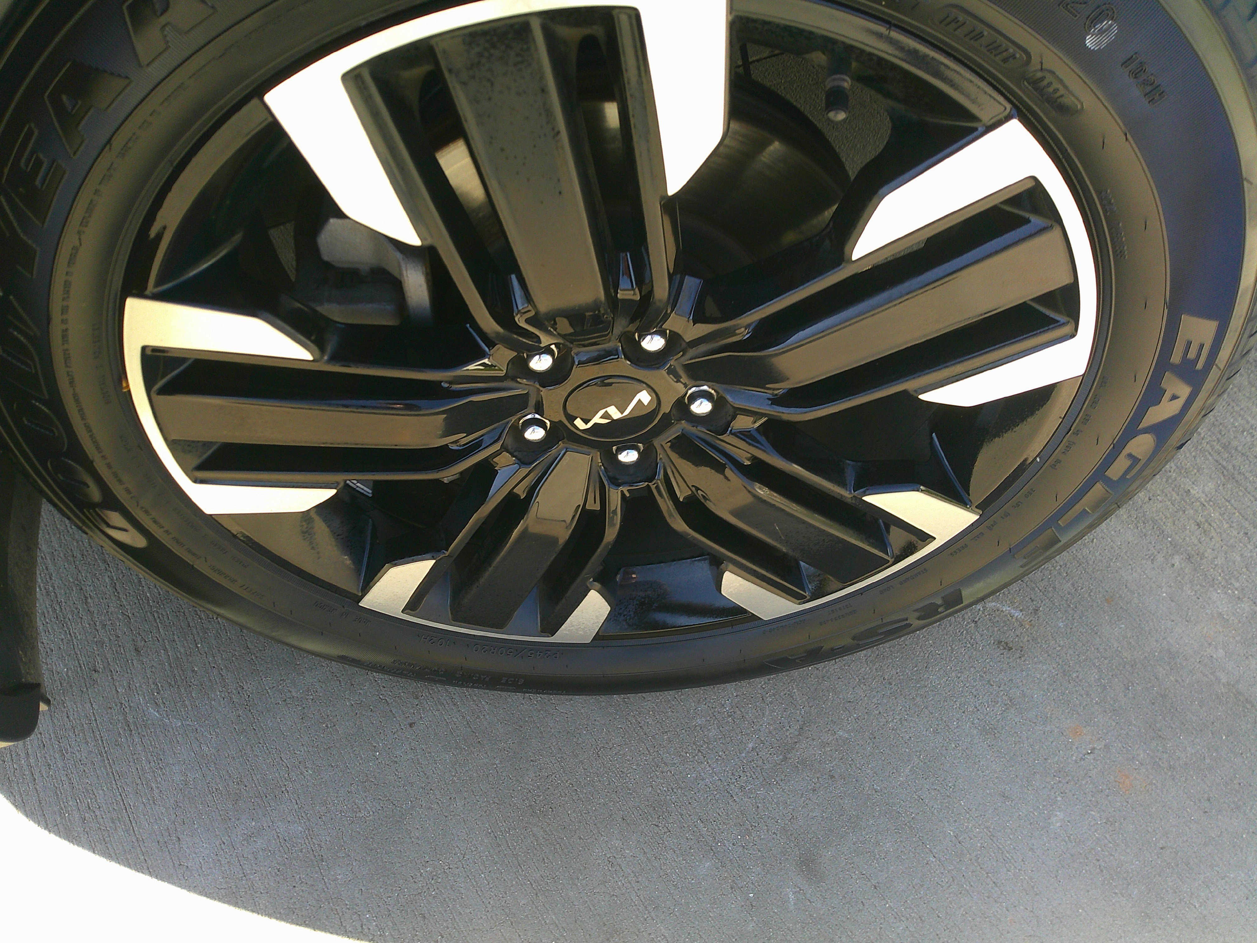 Used 2024 Kia Telluride SX Prestige w/ Towing Package image 15