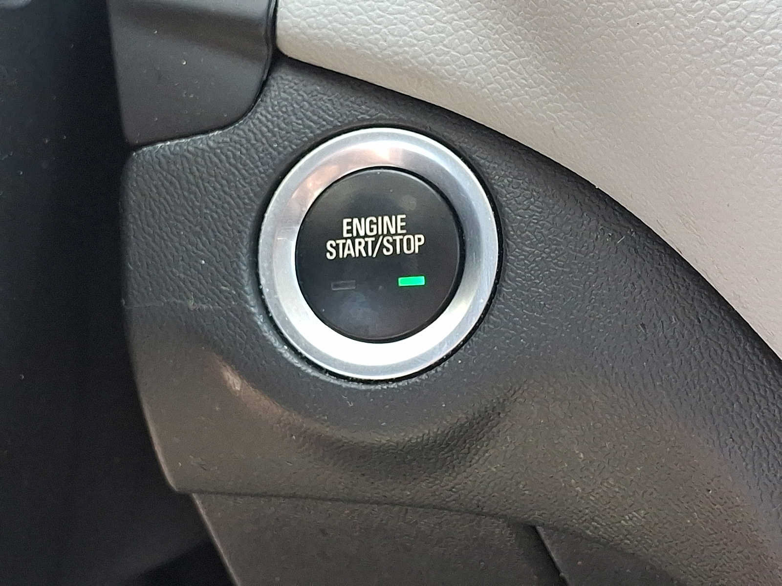 Used 2023 Chevrolet Equinox LS w/ LPO, Floor Liner Package FWD image 21