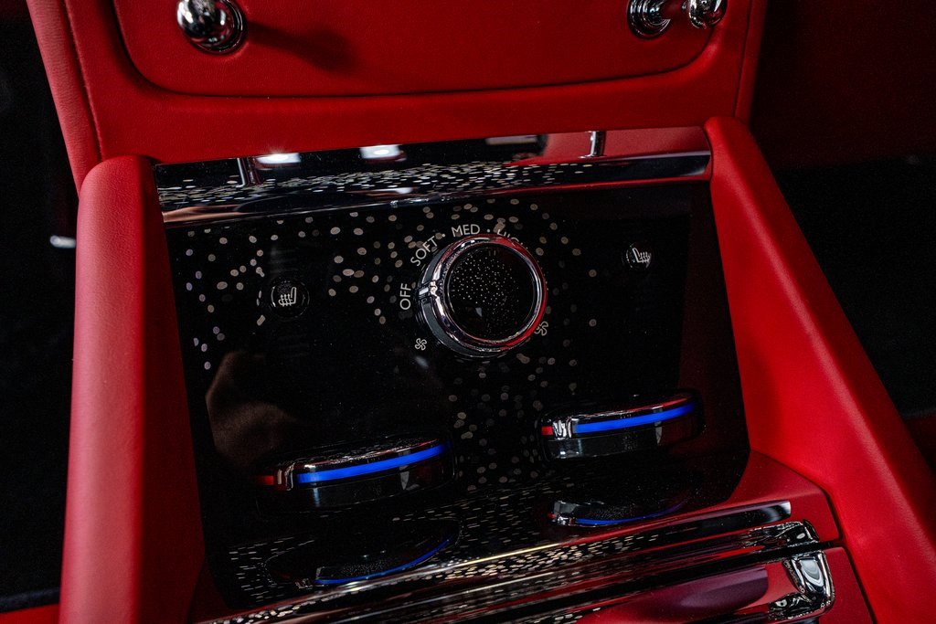 Used 2024 Rolls-Royce Spectre w/ Spectre Launch Package image 65