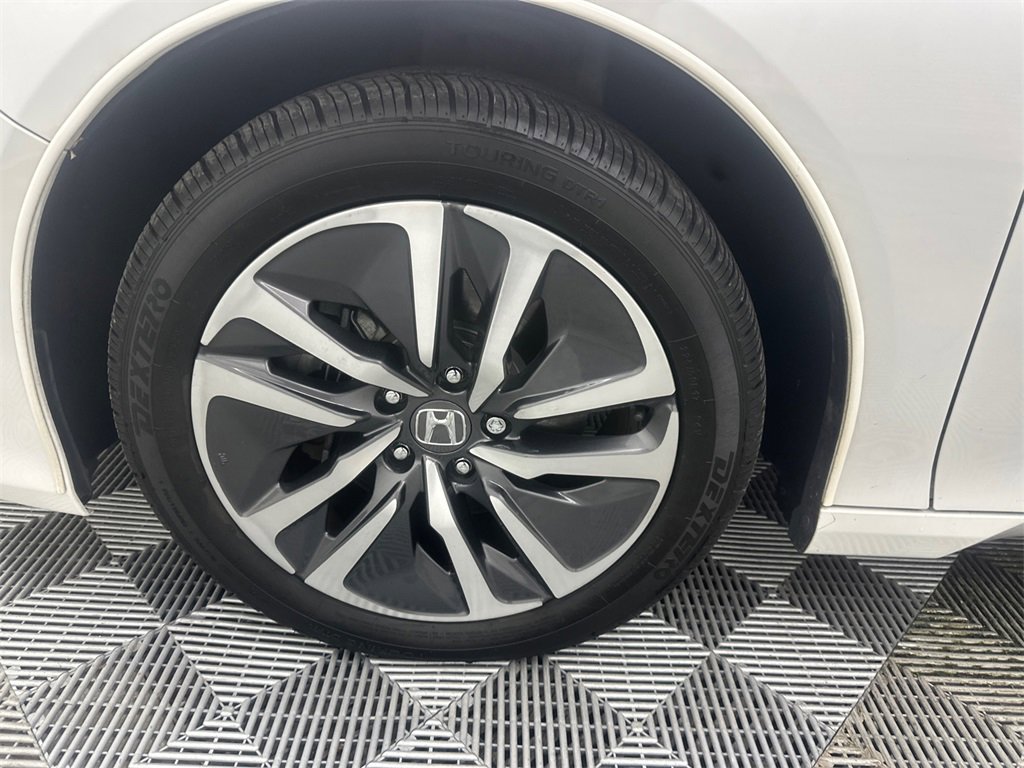 Used 2019 Honda Accord Touring image 13