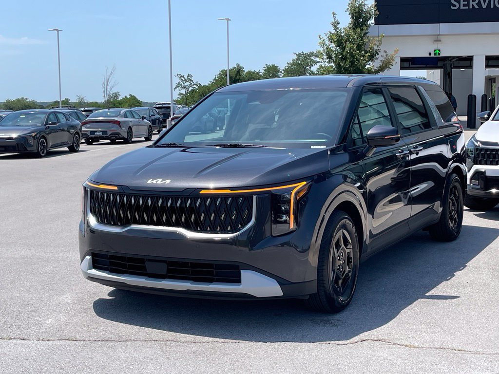 New 2026 Kia Carnival LX FWD image 3