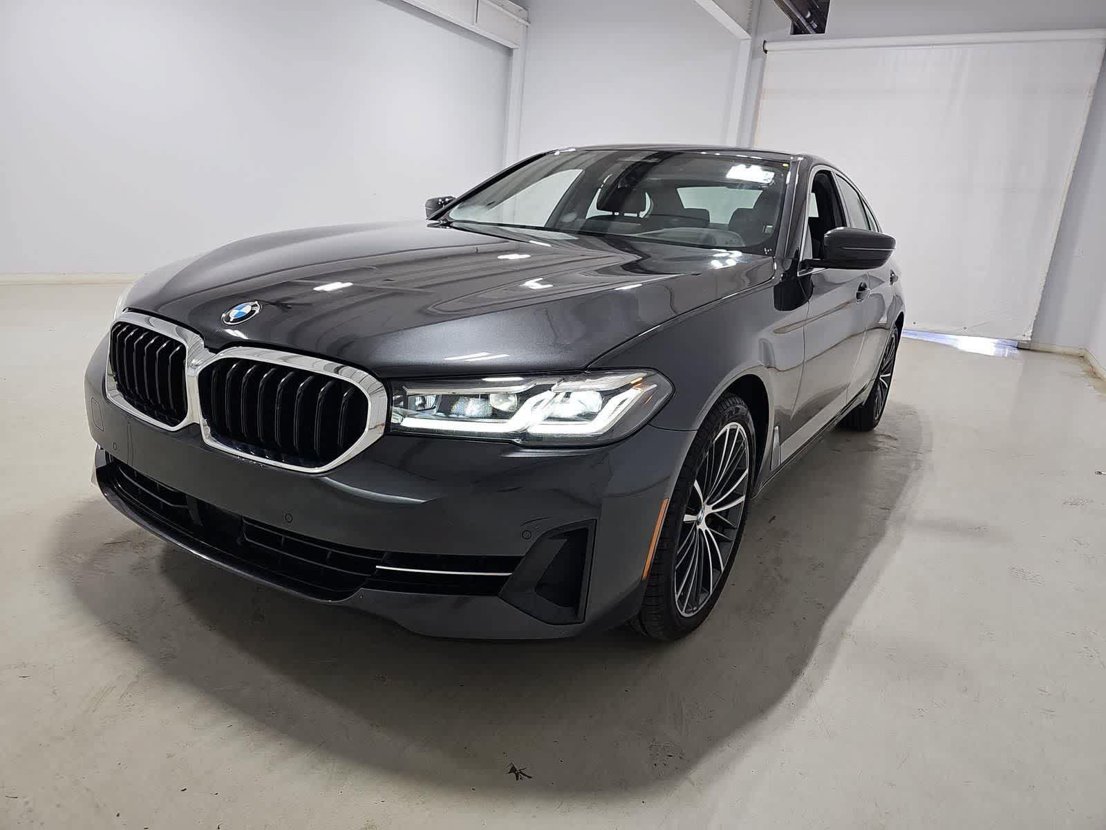 Used 2022 BMW 540i xDrive w/ Premium Package AWD/4WD video 1