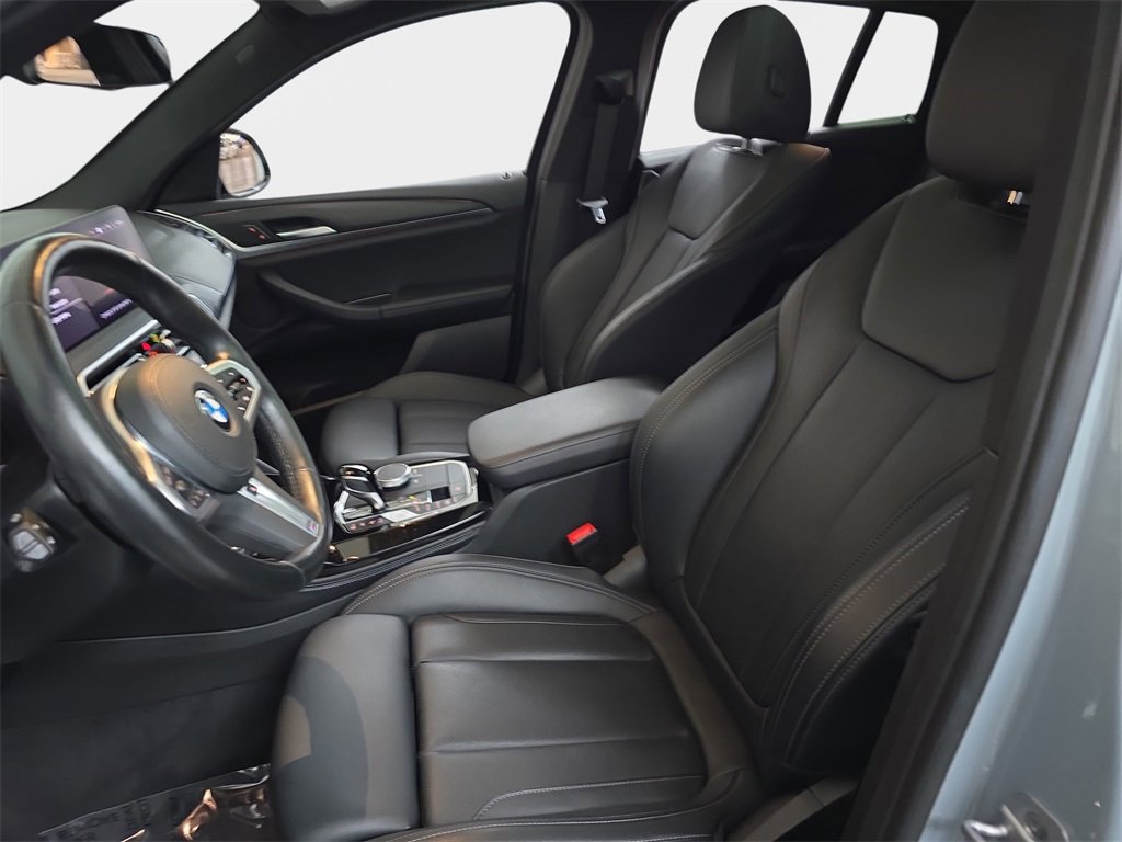 Used 2023 BMW X4 xDrive30i w/ M Sport Package image 18