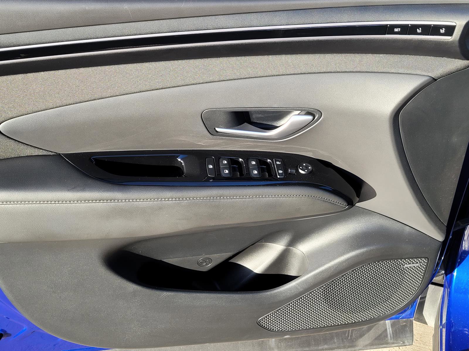 Used 2023 Hyundai Tucson Limited image 4