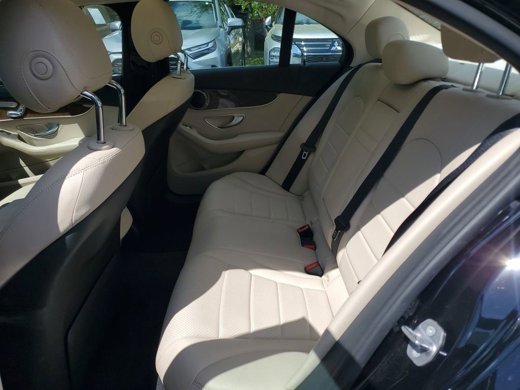 Used 2018 Mercedes-Benz C 300 Sedan w/ Premium Package image 12