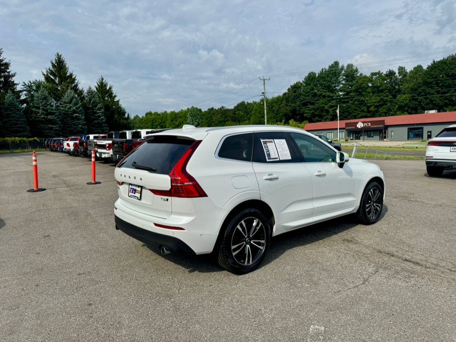 Used 2019 Volvo XC60 T6 Momentum w/ Multimedia Package AWD/4WD image 7