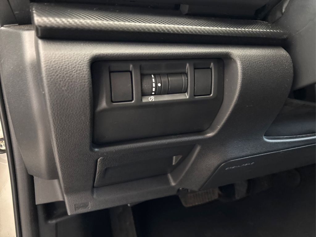 Used 2024 Subaru Crosstrek 2.0i Premium image 35