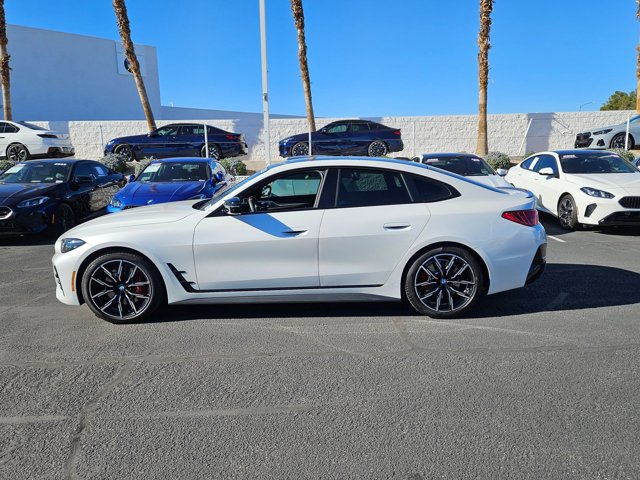 Certified 2025 BMW M440i w/ Premium Package image 9