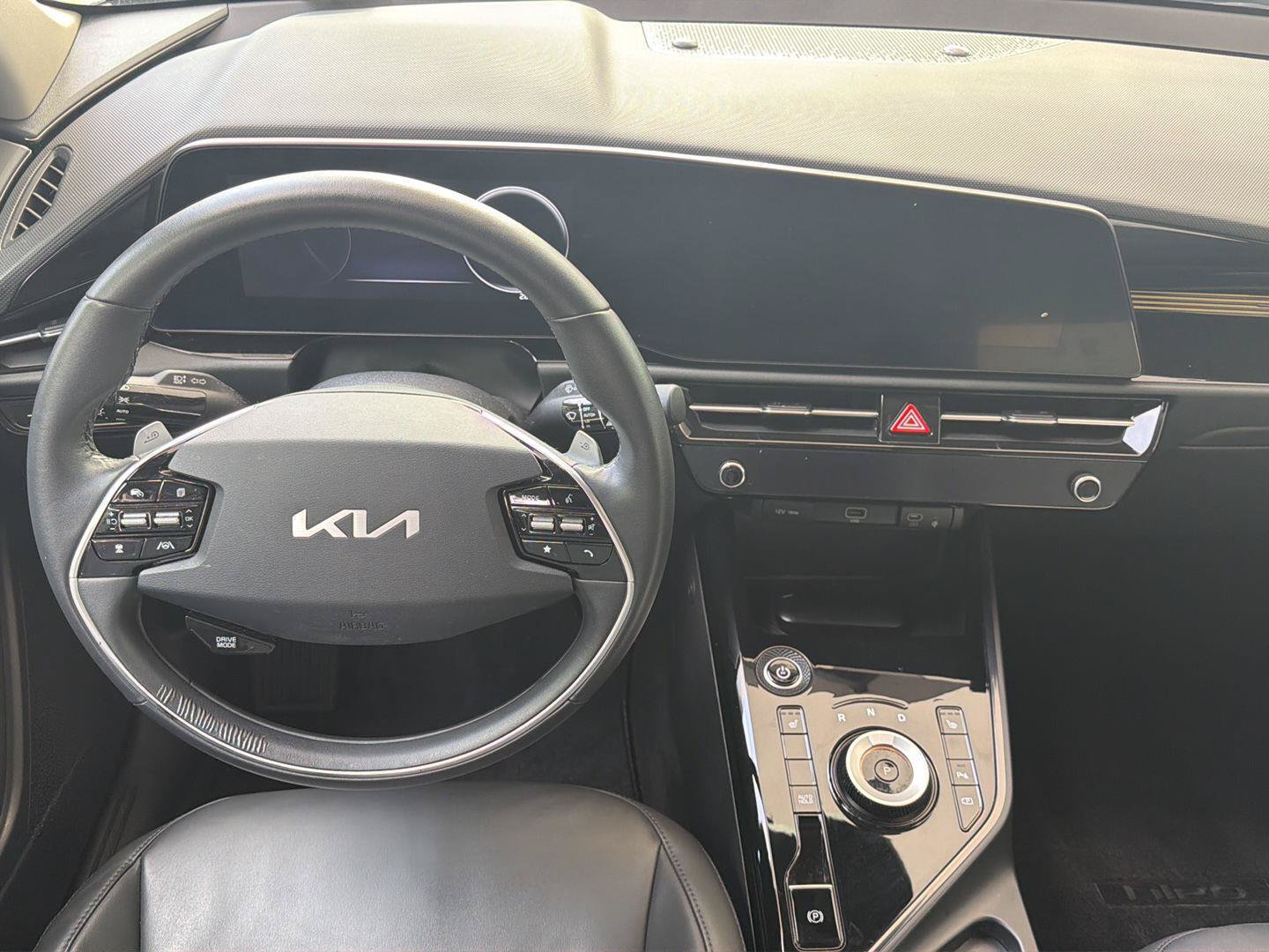 Used 2023 Kia Niro Wind FWD image 16